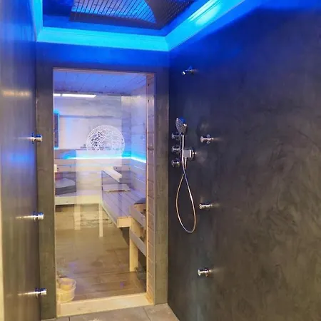 Luxus Auf Tollem Anwesen 아파트 Neubulach